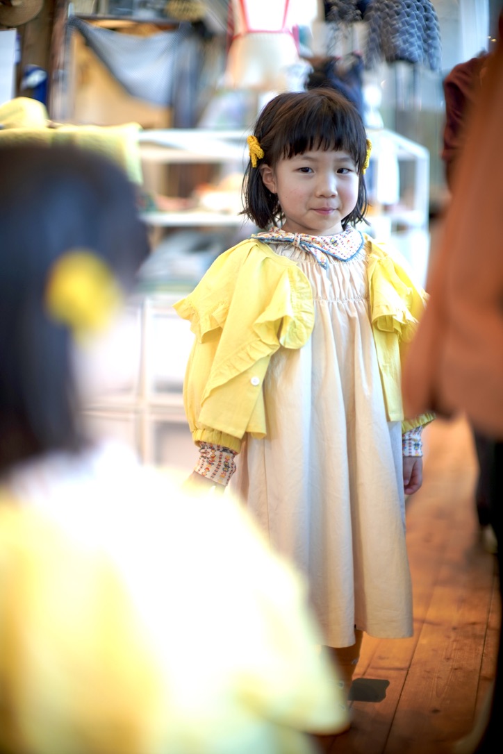 「 folk made　シンフォニーフリルブラウス 」「 音楽会 」